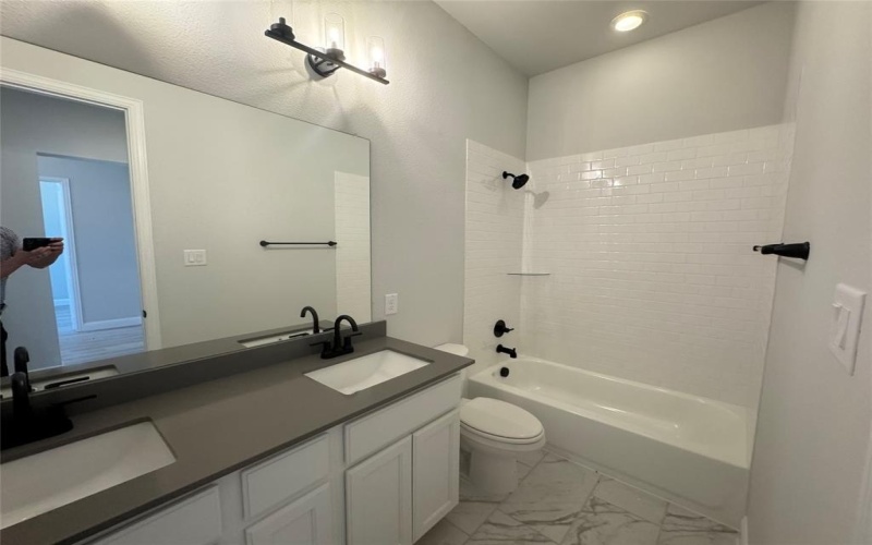 2013 Morris Street, Rockwall, TX 75087, 4 Bedrooms Bedrooms, ,3 BathroomsBathrooms,Residential,For Sale,2013 Morris Street,20976986