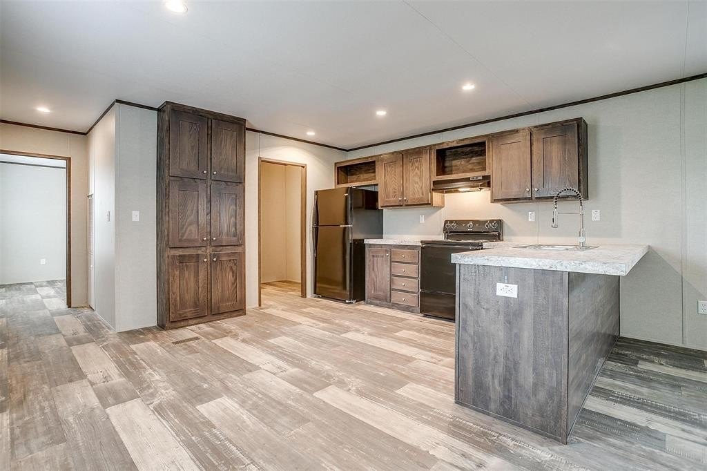 6111 New Mexico Trail, Granbury, TX 76048, 3 Bedrooms Bedrooms, ,2 BathroomsBathrooms,Residential,For Sale,6111 New Mexico Trail,20977142