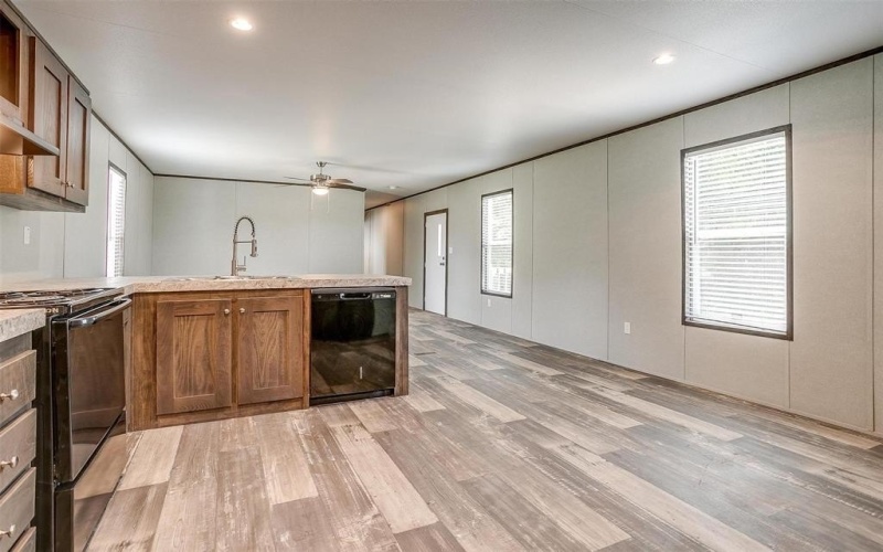 6111 New Mexico Trail, Granbury, TX 76048, 3 Bedrooms Bedrooms, ,2 BathroomsBathrooms,Residential,For Sale,6111 New Mexico Trail,20977142