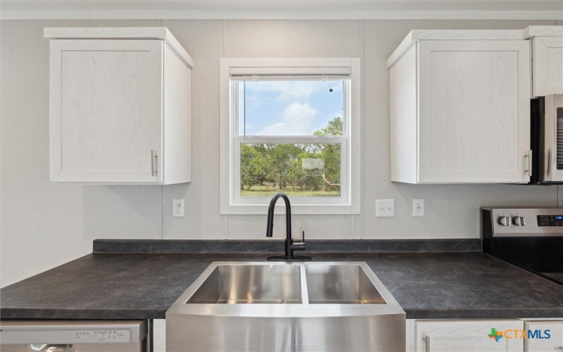 965 Roosevelt Rd, Luling, TX 78648, 4 Bedrooms Bedrooms, ,2 BathroomsBathrooms,Residential,For Sale,965 Roosevelt Rd,583565