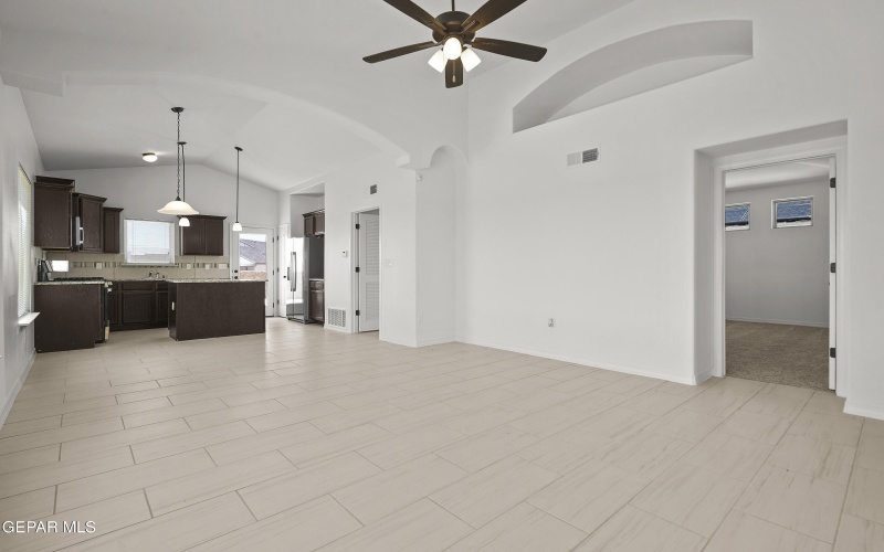 14392 Tobe Davis Drive, Horizon City, TX 79928, 4 Bedrooms Bedrooms, ,2 BathroomsBathrooms,Residential,For Sale,14392 Tobe Davis Drive,925044