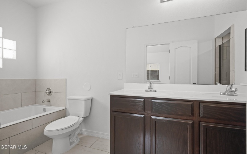 14392 Tobe Davis Drive, Horizon City, TX 79928, 4 Bedrooms Bedrooms, ,2 BathroomsBathrooms,Residential,For Sale,14392 Tobe Davis Drive,925044