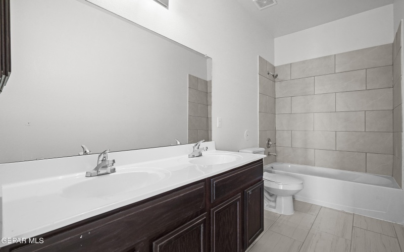 14392 Tobe Davis Drive, Horizon City, TX 79928, 4 Bedrooms Bedrooms, ,2 BathroomsBathrooms,Residential,For Sale,14392 Tobe Davis Drive,925044