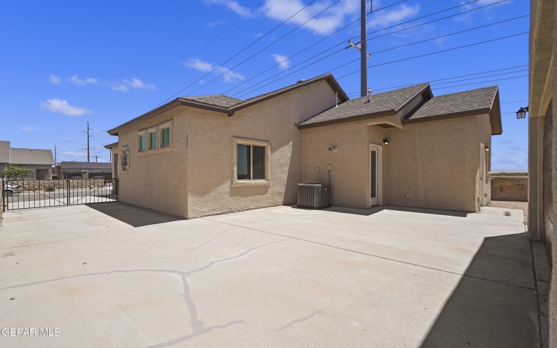 14392 Tobe Davis Drive, Horizon City, TX 79928, 4 Bedrooms Bedrooms, ,2 BathroomsBathrooms,Residential,For Sale,14392 Tobe Davis Drive,925044