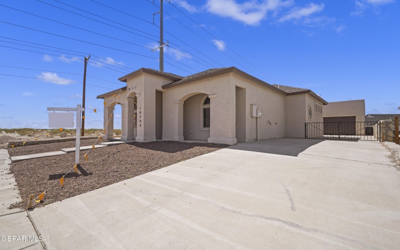 14392 Tobe Davis Drive, Horizon City, TX 79928, 4 Bedrooms Bedrooms, ,2 BathroomsBathrooms,Residential,For Sale,14392 Tobe Davis Drive,925044