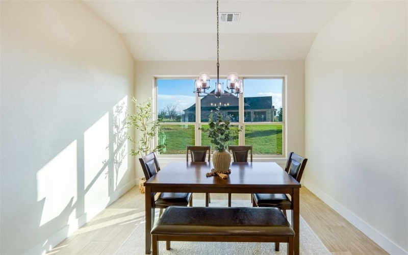 2516 Birchwood Drive, Granbury, TX 76049, 4 Bedrooms Bedrooms, ,3 BathroomsBathrooms,Residential,For Sale,2516 Birchwood Drive,20967001