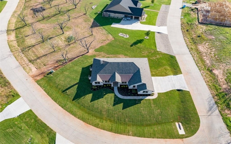 2516 Birchwood Drive, Granbury, TX 76049, 4 Bedrooms Bedrooms, ,3 BathroomsBathrooms,Residential,For Sale,2516 Birchwood Drive,20967001