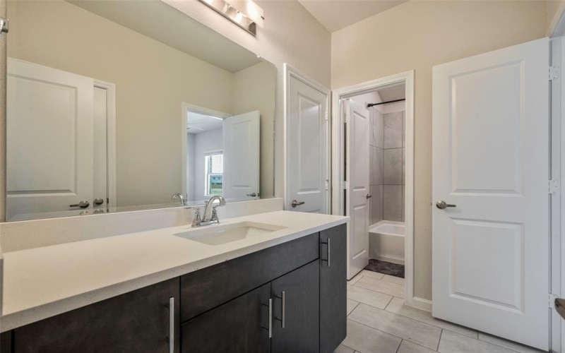 1500 Laurel Avenue, Aubrey, TX 76227, 5 Bedrooms Bedrooms, ,3 BathroomsBathrooms,Residential,For Sale,1500 Laurel Avenue,20974705