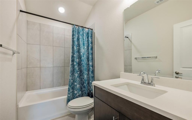1500 Laurel Avenue, Aubrey, TX 76227, 5 Bedrooms Bedrooms, ,3 BathroomsBathrooms,Residential,For Sale,1500 Laurel Avenue,20974705