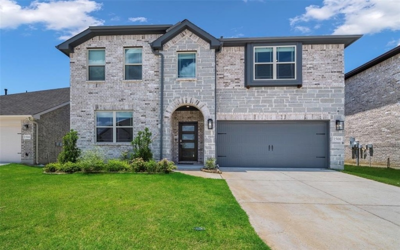 1500 Laurel Avenue, Aubrey, TX 76227, 5 Bedrooms Bedrooms, ,3 BathroomsBathrooms,Residential,For Sale,1500 Laurel Avenue,20974705