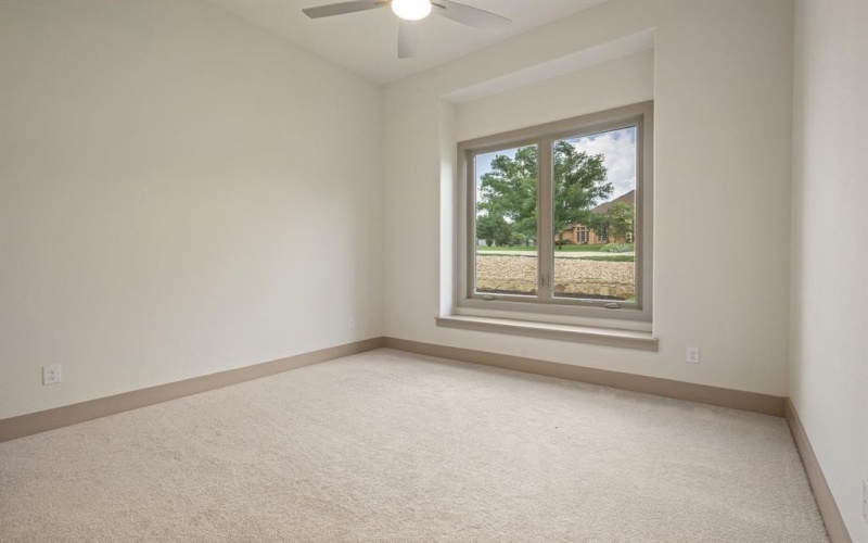 2516 Mosley Court, Cedar Hill, TX 75104, 5 Bedrooms Bedrooms, ,5 BathroomsBathrooms,Residential,For Sale,2516 Mosley Court,20977318