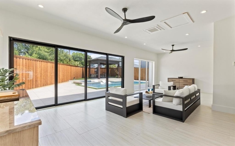 3820 Beechwood Lane, Dallas, TX 75220, 5 Bedrooms Bedrooms, ,6 BathroomsBathrooms,Residential,For Sale,3820 Beechwood Lane,20977321