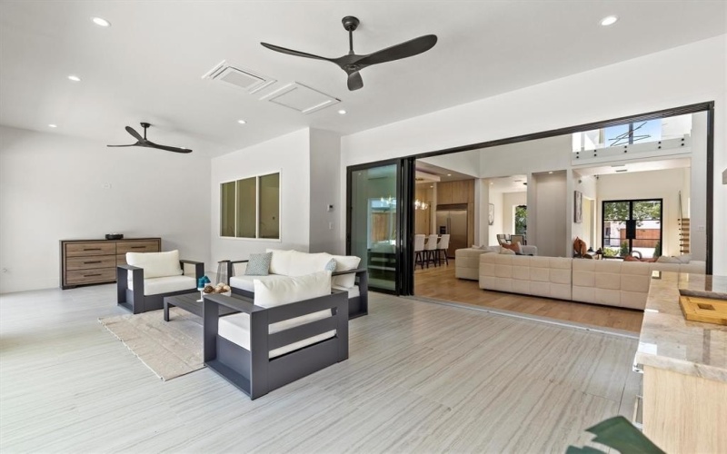 3820 Beechwood Lane, Dallas, TX 75220, 5 Habitaciones Habitaciones , ,6 BañosBaños,Residential Lease,En Alquiler,3820 Beechwood Lane,20977341