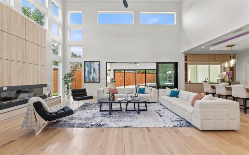 3820 Beechwood Lane, Dallas, TX 75220, 5 Habitaciones Habitaciones , ,6 BañosBaños,Residential Lease,En Alquiler,3820 Beechwood Lane,20977341