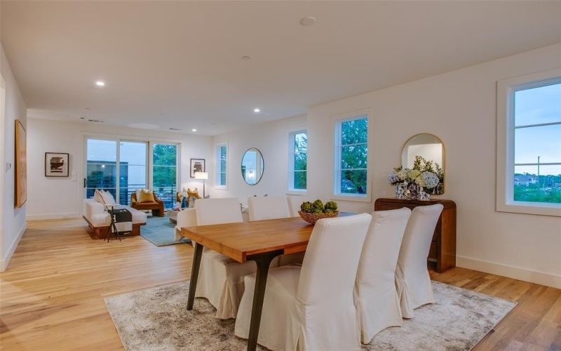 7207 Gaston Avenue #1005, Dallas, TX 75206, 2 Bedrooms Bedrooms, ,2 BathroomsBathrooms,Residential,For Sale,7207 Gaston Avenue,20977371