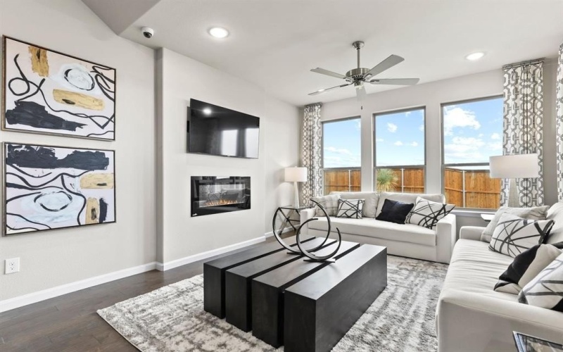 10548 Starpoint Road, Fort Worth, TX 76126, 5 Bedrooms Bedrooms, ,5 BathroomsBathrooms,Residential,For Sale,10548 Starpoint Road,20977433