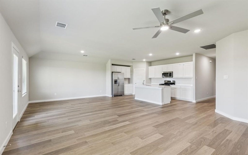 658 Briar Drive, Lavon, TX 75166, 4 Habitaciones Habitaciones , ,2 BañosBaños,Residential,En Venta,658 Briar Drive,20977591