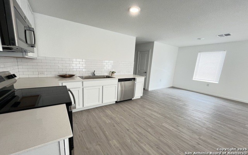 11822 flying aces, Von Ormy, TX 78073, 3 Bedrooms Bedrooms, ,2 BathroomsBathrooms,Residential Lease,For Rent,11822 flying aces,1840744