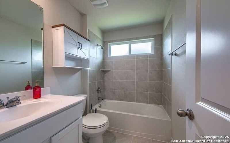 3008 Pemberton Post, San Antonio, TX 78245, 4 Habitaciones Habitaciones , ,2 BañosBaños,Residential,En Venta,3008 Pemberton Post,1877840