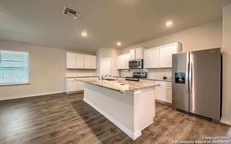 3008 Pemberton Post, San Antonio, TX 78245, 4 Habitaciones Habitaciones , ,2 BañosBaños,Residential,En Venta,3008 Pemberton Post,1877840
