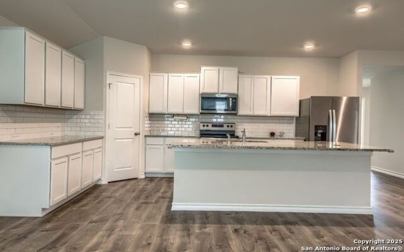 3008 Pemberton Post, San Antonio, TX 78245, 4 Habitaciones Habitaciones , ,2 BañosBaños,Residential,En Venta,3008 Pemberton Post,1877840