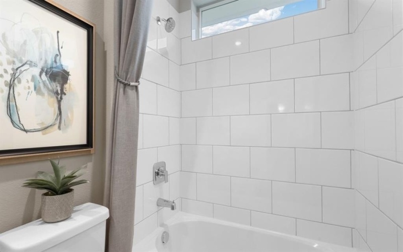 609 EAGLE BEND Lane, Burleson, TX 76028, 5 Bedrooms Bedrooms, ,3 BathroomsBathrooms,Residential,For Sale,609 EAGLE BEND Lane,20976504
