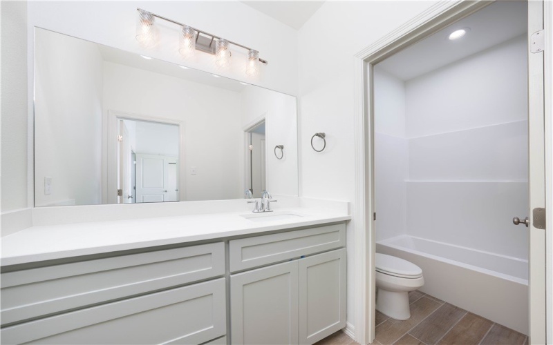 1402 Lois Chesney Street, Corpus Christi, TX 78415, 3 Habitaciones Habitaciones , ,3 BañosBaños,Residential,En Venta,1402 Lois Chesney Street,450921