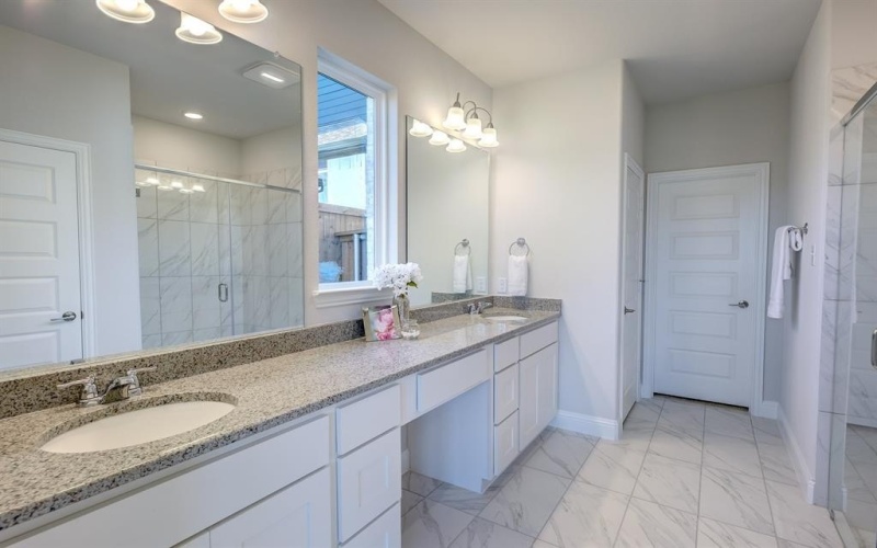 204 Savannah Lane, Oak Point, TX 75068, 4 Bedrooms Bedrooms, ,3 BathroomsBathrooms,Residential Lease,For Rent,204 Savannah Lane,20976733