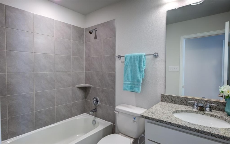 204 Savannah Lane, Oak Point, TX 75068, 4 Bedrooms Bedrooms, ,3 BathroomsBathrooms,Residential Lease,For Rent,204 Savannah Lane,20976733