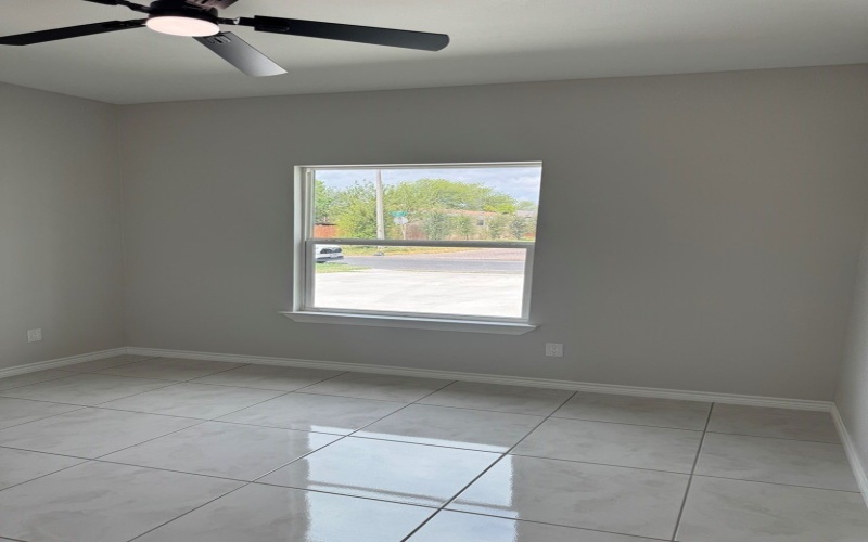 325 Zaragoza Drive, Eagle Pass, TX 78852, 3 Bedrooms Bedrooms, ,2 BathroomsBathrooms,Residential,For Sale,325 Zaragoza Drive,81377