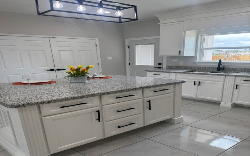 325 Zaragoza Drive, Eagle Pass, TX 78852, 3 Bedrooms Bedrooms, ,2 BathroomsBathrooms,Residential,For Sale,325 Zaragoza Drive,81377