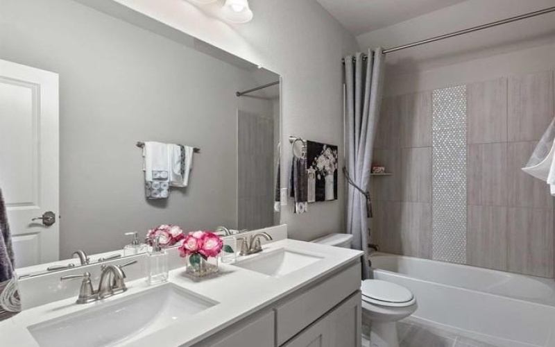 13037 Mizell Lane, Providence Village, TX 76227, 5 Bedrooms Bedrooms, ,3 BathroomsBathrooms,Residential,For Sale,13037 Mizell Lane,20974226