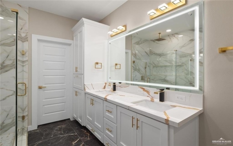9510 N 71st Lane, McAllen, TX 78573, 3 Bedrooms Bedrooms, ,2 BathroomsBathrooms,Residential,For Sale,9510 N 71st Lane,474288