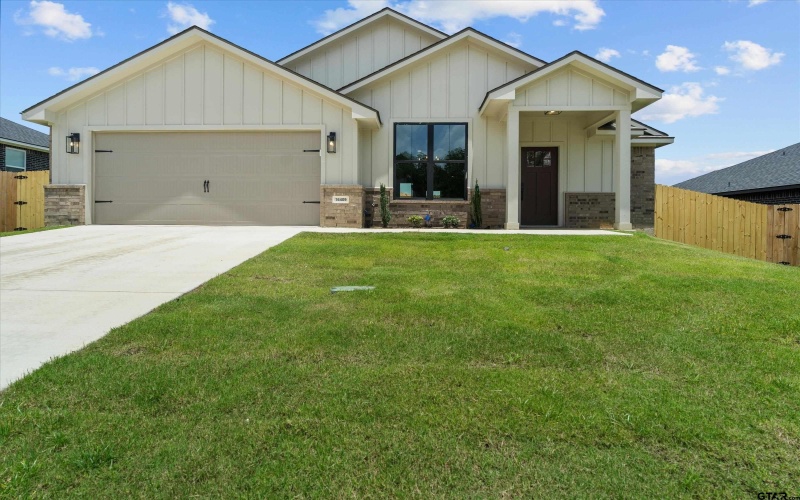 16409 Crossing Circle, Lindale, TX 75771, 3 Bedrooms Bedrooms, ,2 BathroomsBathrooms,Residential,For Sale,16409 Crossing Circle,25009509