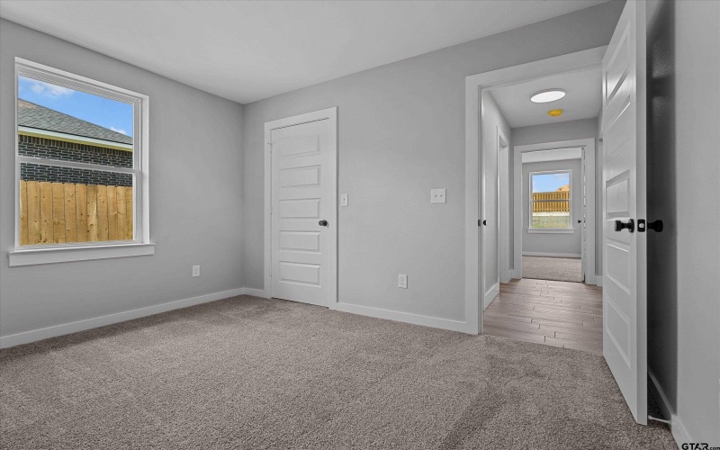 16409 Crossing Circle, Lindale, TX 75771, 3 Bedrooms Bedrooms, ,2 BathroomsBathrooms,Residential,For Sale,16409 Crossing Circle,25009509