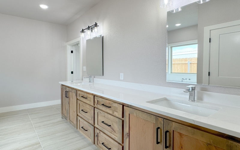 5811 Venita Avenue, Lubbock, TX 79407, 4 Habitaciones Habitaciones , ,2 BañosBaños,Residential,En Venta,5811 Venita Avenue,202556706