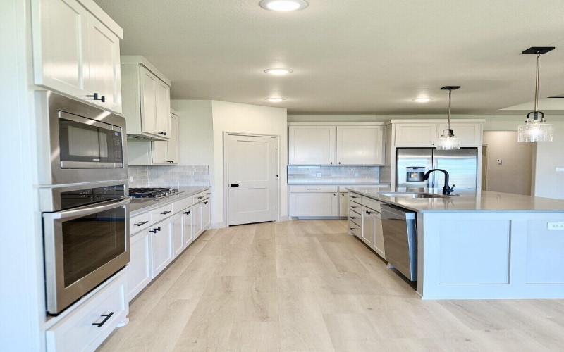 2808 133rd Street, Lubbock, TX 79423, 4 Bedrooms Bedrooms, ,3 BathroomsBathrooms,Residential Lease,For Rent,2808 133rd Street,202556727