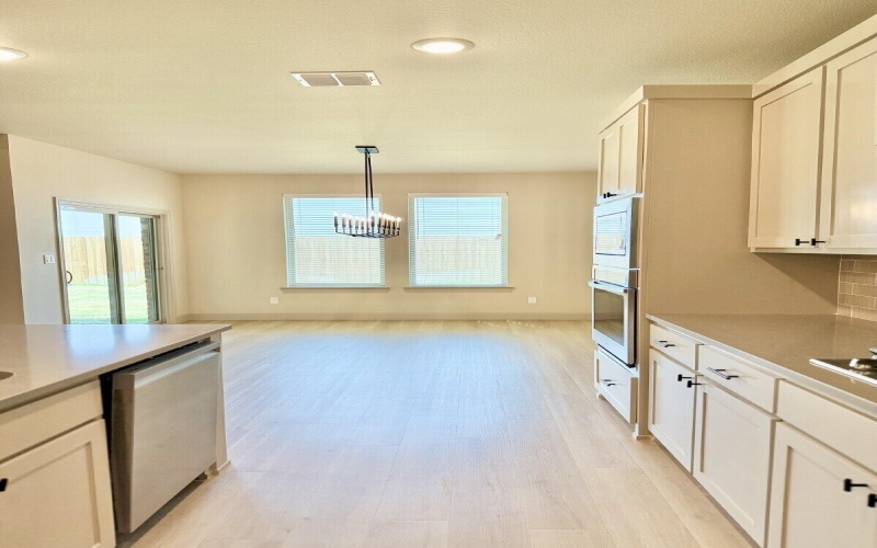 2808 133rd Street, Lubbock, TX 79423, 4 Bedrooms Bedrooms, ,3 BathroomsBathrooms,Residential Lease,For Rent,2808 133rd Street,202556727