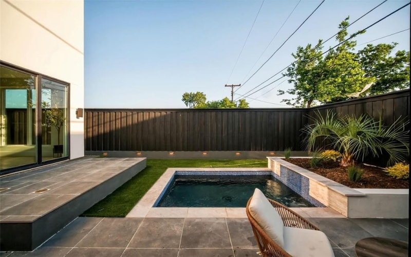 6529 Victoria, Dallas, TX 75209, 4 Bedrooms Bedrooms, ,3 BathroomsBathrooms,Residential,For Sale,6529 Victoria,20977697
