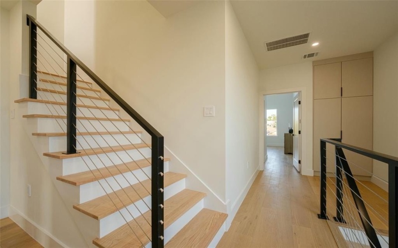 6529 Victoria, Dallas, TX 75209, 4 Bedrooms Bedrooms, ,3 BathroomsBathrooms,Residential,For Sale,6529 Victoria,20977697