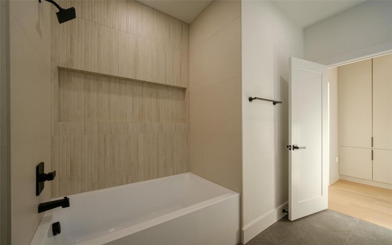 6529 Victoria, Dallas, TX 75209, 4 Bedrooms Bedrooms, ,3 BathroomsBathrooms,Residential,For Sale,6529 Victoria,20977697