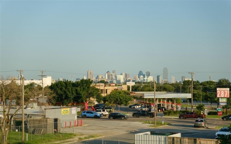 6529 Victoria, Dallas, TX 75209, 4 Bedrooms Bedrooms, ,3 BathroomsBathrooms,Residential,For Sale,6529 Victoria,20977697