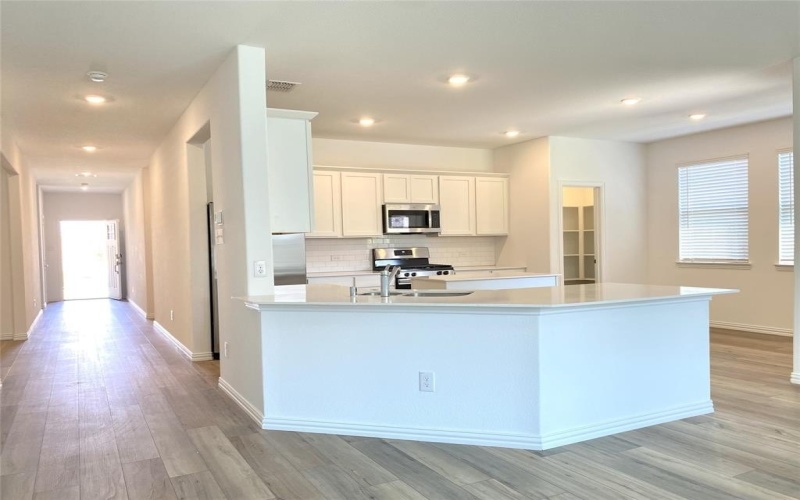 815 Black Hawk Drive, Princeton, TX 75407, 4 Bedrooms Bedrooms, ,2 BathroomsBathrooms,Residential Lease,For Rent,815 Black Hawk Drive,20977714