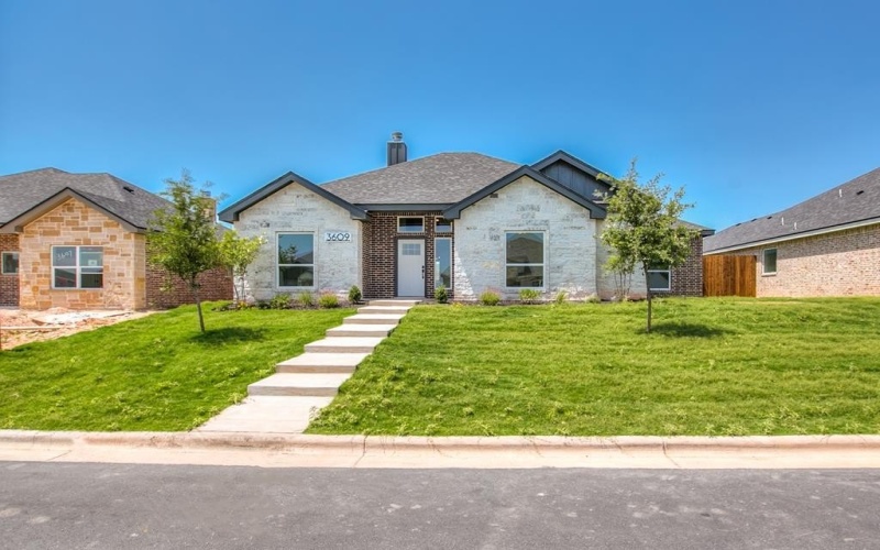 3609 Clearview Dr, San Angelo, TX 76904, 4 Bedrooms Bedrooms, ,3 BathroomsBathrooms,Residential,For Sale,3609 Clearview Dr,128003