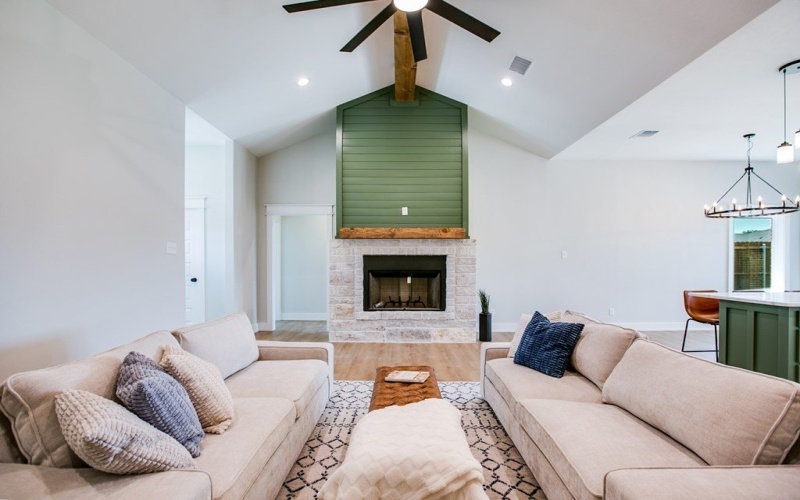 3609 Clearview Dr, San Angelo, TX 76904, 4 Bedrooms Bedrooms, ,3 BathroomsBathrooms,Residential,For Sale,3609 Clearview Dr,128003