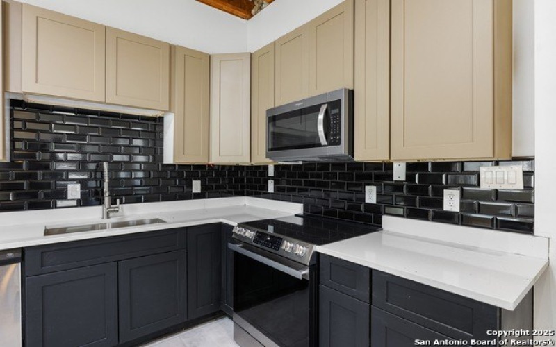 613 Sturgeon, San Marcos, TX 78666, 4 Bedrooms Bedrooms, ,5 BathroomsBathrooms,Residential,For Sale,613 Sturgeon,1878090