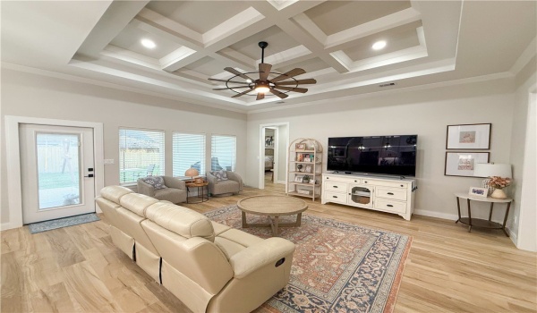 7717 Roman Drive, Corpus Christi, TX 78414, 4 Habitaciones Habitaciones , ,3 BañosBaños,Residential,En Venta,7717 Roman Drive,457284