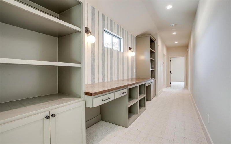 2015 Meadowlark Court, Aledo, TX 76008, 4 Bedrooms Bedrooms, ,3 BathroomsBathrooms,Residential,For Sale,2015 Meadowlark Court,20959735