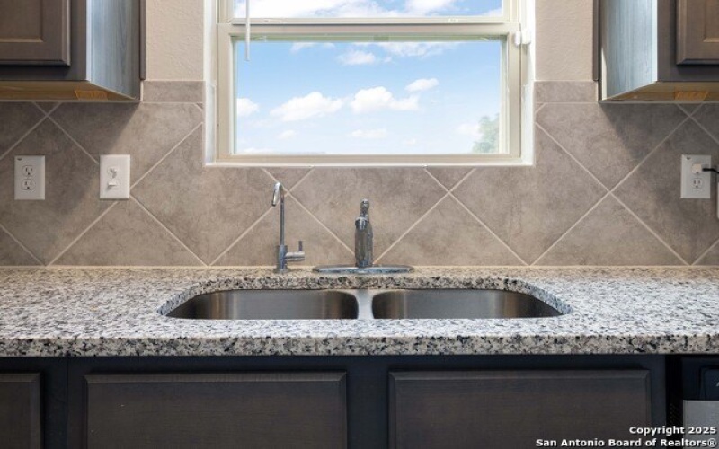 604 SAXON, Seguin, TX 78155, 2 Bedrooms Bedrooms, ,1 BathroomBathrooms,Residential,For Sale,604 SAXON,1873004