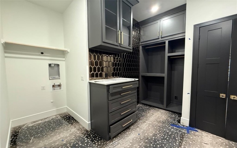 3023 Southern Rise Court, Granbury, TX 76049, 5 Bedrooms Bedrooms, ,7 BathroomsBathrooms,Residential,For Sale,3023 Southern Rise Court,20974731